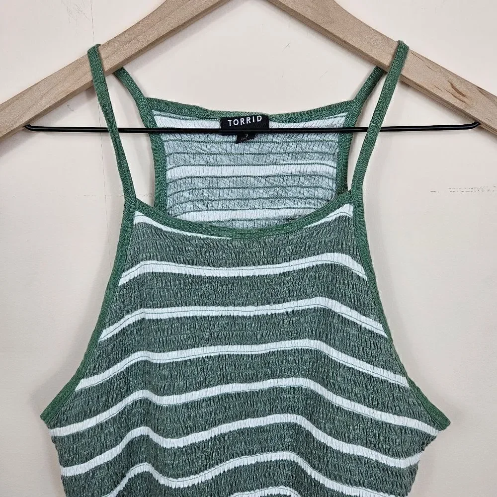 Torrid Smocked Babydoll Hi-Low Top – Green & White 1X - Picture 4 of 10
